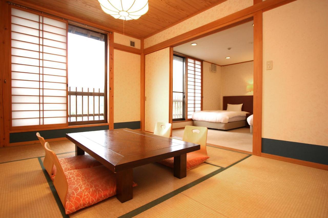 Usuki Yunosato Hotel Saiki Esterno foto